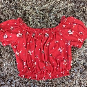 H&M red crop top